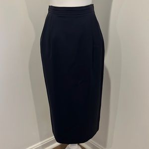 Aria Freedberg | Navy midi skirt | Size 2